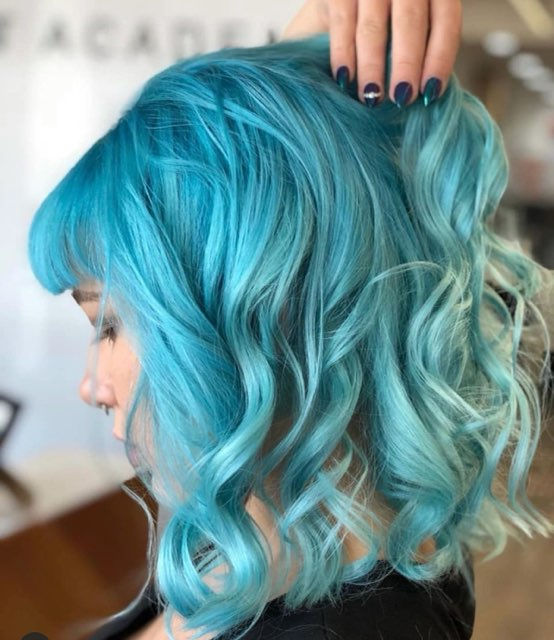 Vivid turquoise fashion colour